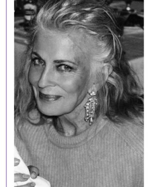 Joanna Cassidy Instagram - Good morning Presidents’ Day!!!!!
Pouring here!! And it’s a wonderful day to sit by a fire and ponder on some of the wonderful Presidents we have been blessed with!  AND THE ONE we can eliminate from that group!  Blessings all.  Photo by @leighkeily