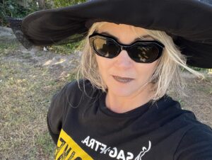 Joanna Going Instagram - Proud to be a SAG-AFTRA member since 1986. 
Proud to walk the SAG-AFTRA picket line. 
Proud to support our fierce Negotiating Committee. 
Proud of all  the members staying strong and fighting for a fair share. 

Actors work hard. Actors — from leads, to supporting players to background — contribute, on and off the set. The job begins long before “Roll camera” and ends long after “That’s a wrap”. 
Actors work hard at making audition tapes, researching roles, prepping to perform. 
Actors work hard at promoting film and tv projects with hours, days, weeks of press junkets, interviews, photo shoots, social media. 
Actors work hard for health insurance — and the majority of union members, who are paying their union dues, don’t make enough money to get union health insurance. 
I’ve been a working actor and union member for 37 years, and I don’t qualify for health insurance. 
Streaming is not “new media” anymore. It’s time to pay actors fairly for their work. 
Actors give their hearts and souls and passion guts to the work, and our worth is being threatened by soulless AI. 
Actors love what we do. 
We want to give you what we do. 
Actors— leads, supporting players, background — contribute and deserve a small piece of the billions that the studios make every year.
#SagAftraChallenge
#SAGAFTRAStrong
#SagAftraStrike
#Power2Performers