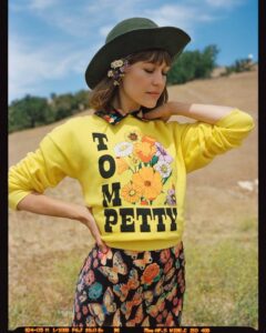 Actress Joanna Newsom HD Instagram Photos and Wallpapers April 2022