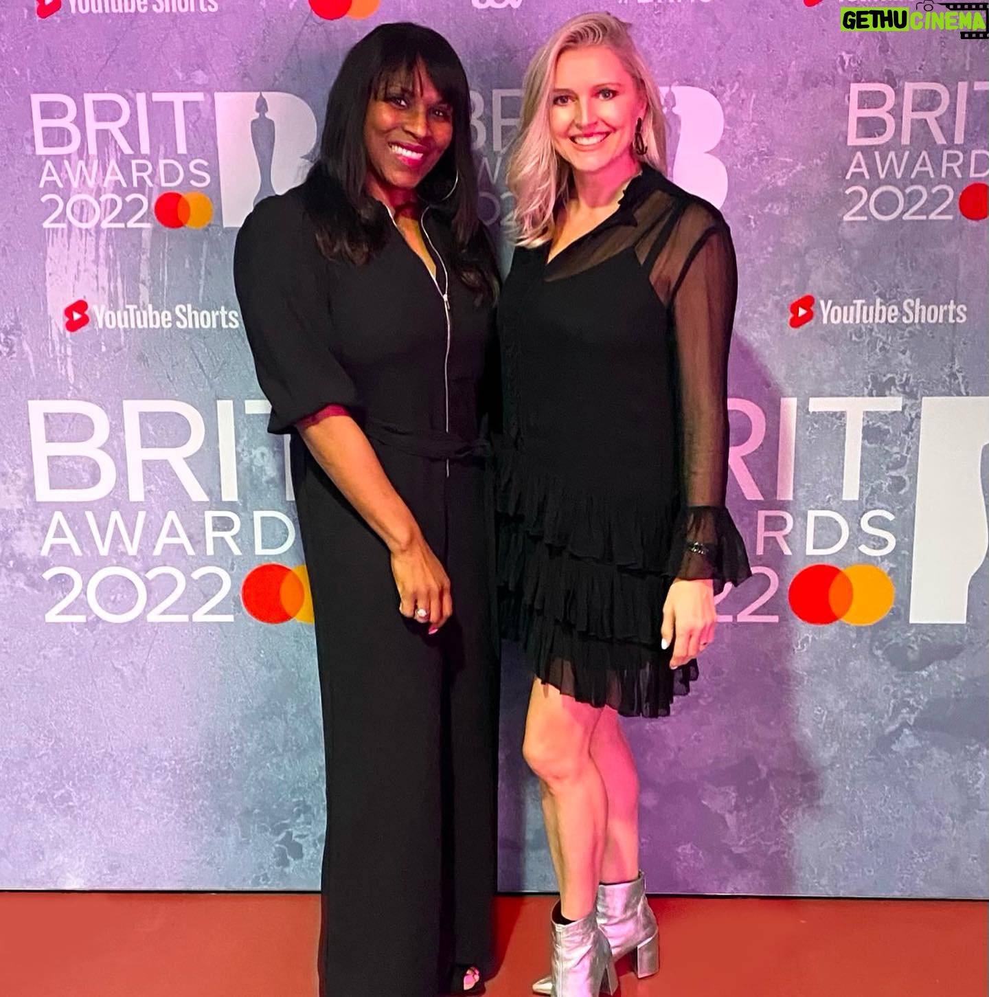 Joanne Farrell - 2.8K Likes - Great evening out at #thebrits with my fabulous friend @patsymckay
🎤💥 📸🔥
