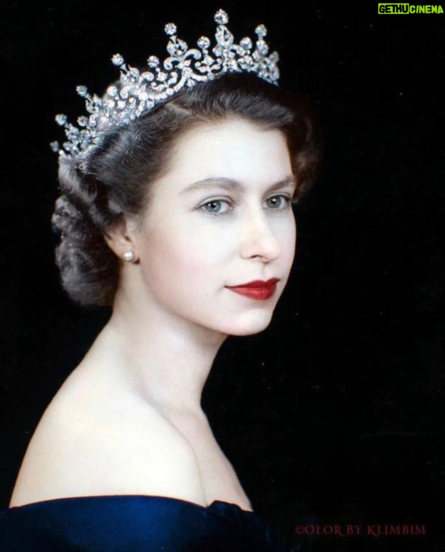 Joanne Farrell - 1.1K Likes - ‘I declare before you that my whole life whether it be long or short shall be devoted to your service and the service of our great imperial family to which we all belong’
A promise kept for 70 years with serene grace, good humour and indomitable spirit
RIP Queen Elizabeth II
1926 - 2022