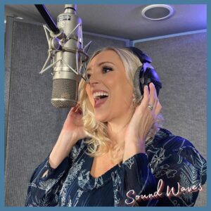 Joanne Farrell Instagram - Back in the studio… 🎵💖🌊