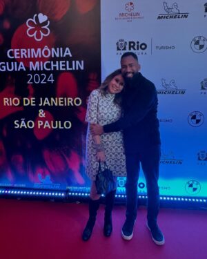João Diamante Instagram - Dia de Rio de Janeiro e São Paulo Voltar a ficar estrelado com o @michelinguide ⭐️
.
.
Parabéns todos premiados da noite do Rio e de Sampa, aos envolvidos pelo volta do guia para nossa cidade maravilhosa em especial nossa secretaria de turismo @danimaia @setur_rj .
.
.
Gratidão 🙏🏾 pelo convite @perrierjouet @mariavargasmaria e @documennta .
#michelinstar #guidemichelinbr #guiamichelinbrasil #michelin #gastronomiabrasileira