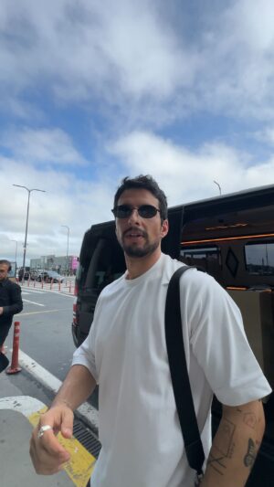 João Montez Instagram - Juro que só pedimos um taxi até ao aeroporto. 🤷🏻‍♂️ next stop: Capadócia 🇹🇷