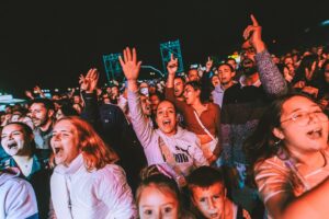 João Paulo Sousa Instagram - Vagos, nunca se esqueçam de nós 💙

@festasdevagos 💒

📸 @bfjcorreia 
📹 @lacasanostravideo 

#10AnosdeBaile 
#InsertCoin