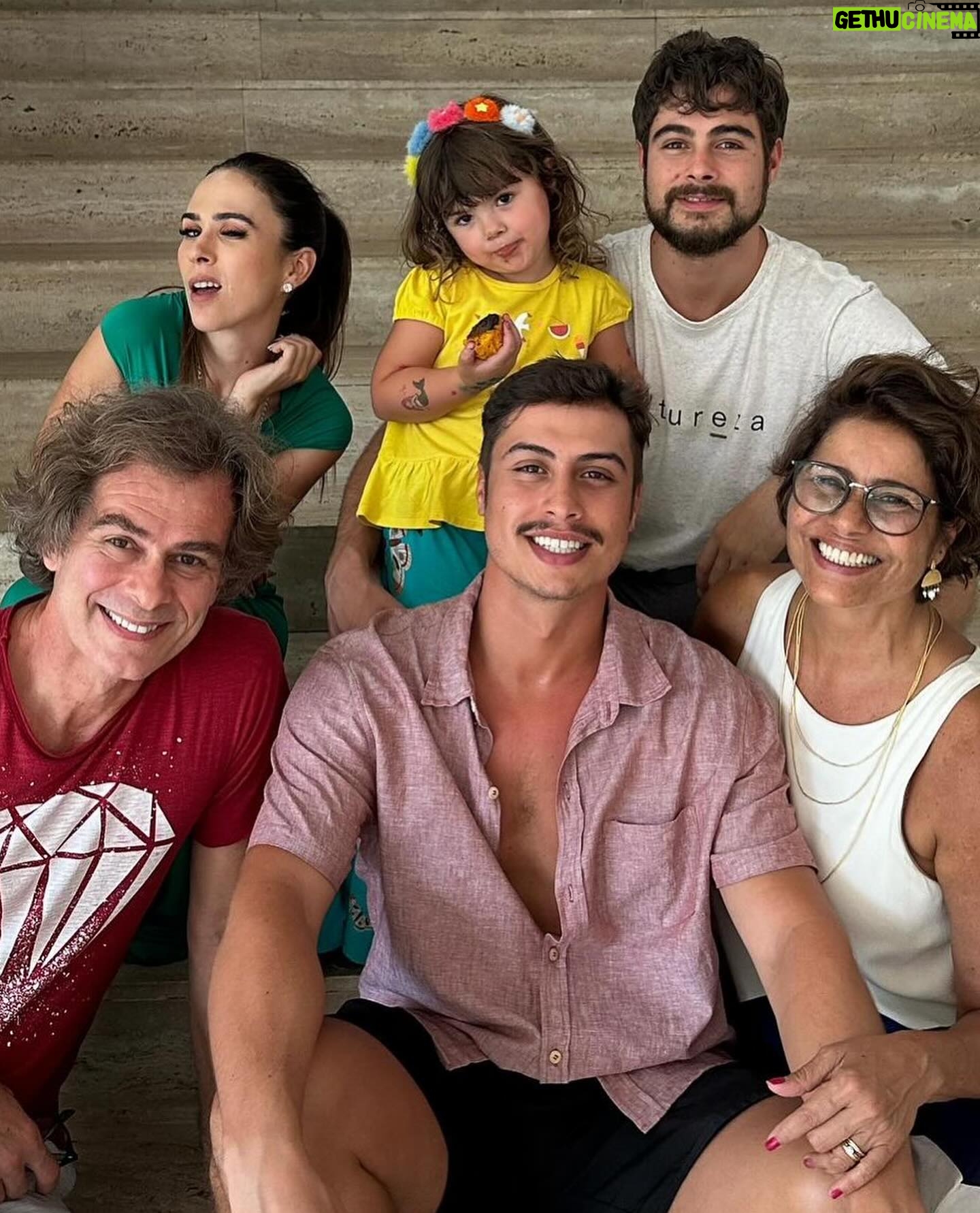 João Vitti - 41.3K Likes - #tbt 4 - Família Florescendo e Frutificando 🌻💞🪷