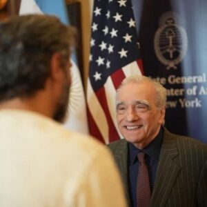 Joaquín Furriel Instagram - Plano y contraplano de una noche memorable!
Compartir una película con @martinscorsese_ ,  si… tachame la doble! Estuvimos ahí con la leyenda, conociéndolo, comprobarndo su amor al cine como expresión y divulgación de la cultura e identidad de cada pueblo, anécdotas contadas con su humor, compartir este momento con el equipo de “ El aroma del pasto recién cortado” la bella película de @celina_murga fue y es toda una felicidad.

Gracias a @tribeca , qué linda recepción tuvo la película!

 Y gracias a todo el equipo
 @mardetavira 
@rominapeluffo_ 
@mostracineok 
@infinityhill_ 
@nadadorcine 
@cindyteperman 
@axelkuschevatzk 
@ml_berch ( agradecimiento aparte por pensarme para Pablo 🤍)

Y a la familia @moncler por acompañarme!
@remoruffini 
@gfisan 
@enrico_longo 
@robertrabensteiner
@jnalinant , del store de Soho por la atención!

Gracias @vancouvermediaproducciones por permitirme volar 💙