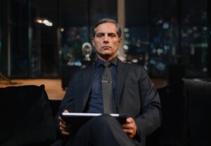 Joaquín Furriel Instagram - El Reino II - temporada final- Ya estamos en @chenetflix !

Estoy agradecido de formar parte de este equipo lleno de power!

Voy a extrañar a Osorio 
🖤🖤🖤

Ph: @marcosludevid
