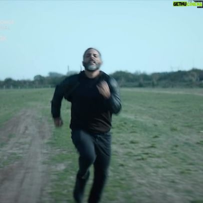 Joaquín Furriel - 18.4K Likes - Muy feliz de compartir con ustedes el trailer de #ElJardínDeBronceHBO
A partir del 2 de julio @hbolatam @hbomaxla .
Vuelve Fabián Danubio, vuelve el jardín de bronce, con un equipo impresionante! 🕸️💣