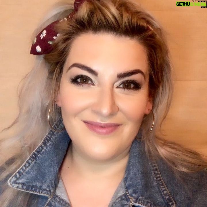 Jodie Prenger - 305 Likes - Miss you lovely lot. Go visit @northern_bloc what glorious support at times like these @theatresupportfund not to say itās bloody tasty #icecream #vegan #veganfood