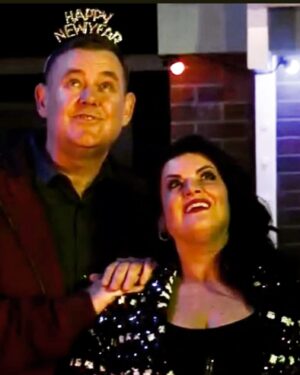 Jodie Prenger Instagram - What a start to a new year. Ey, wishing you all a total belter. Here’s to a bloody marvellous 2023. And gigantic thank you to all who voted @conversationstreet you are just dreamy aren’t you! Did not expect that at all. Love ya loads 💗