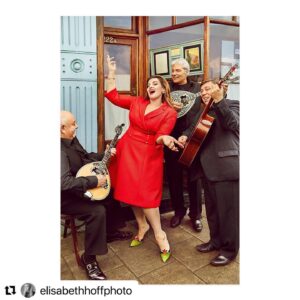 Jodie Prenger Instagram - What fun we had that day. Sending love everyone 💗