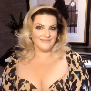 Jodie Prenger Instagram - Get ya ass over to @whatsonstage 💗💗💗💗