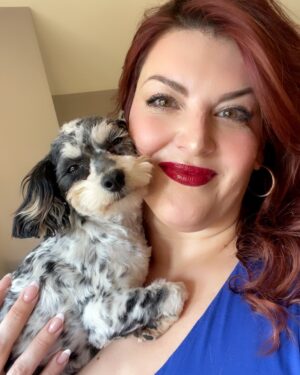 Jodie Prenger Instagram - Talk about treading the cobbles, this little one I found in the middle of the road. She might not have had the best start, but our mad lot have welcomed the little superstar. Meet our Elsie.