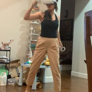 Joe Hahn Instagram - @nusidieh is much more graceful than me. She kills it on the @beatsaber here is a lesson in rhythm management #hybridtheory20