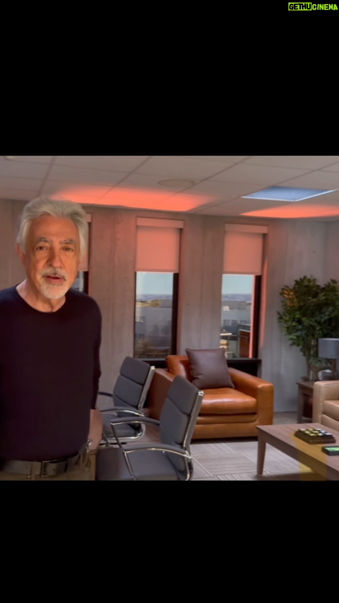 Joe Mantegna - 15.9K Likes - Ask and you shall receiveā¦Take a tour of David Rossiās office with me! š¼ See you June 6th on @paramountplus @criminalminds š«”