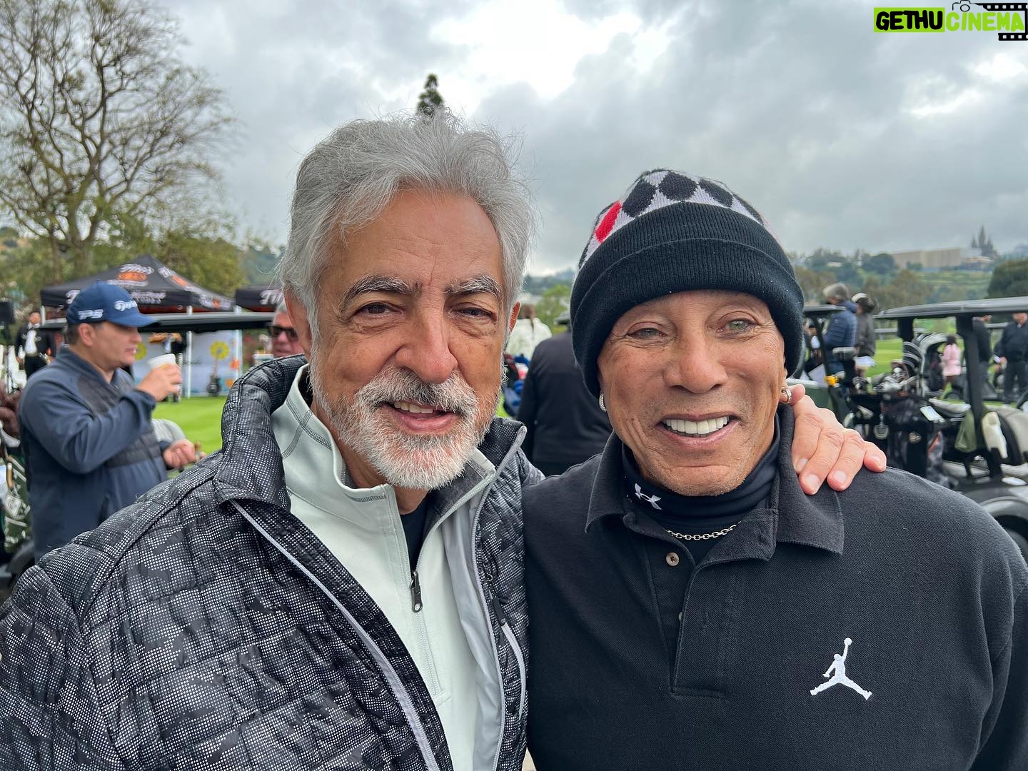 Joe Mantegna - 6.7K Likes - @smokeyrobinson the greatest of all time!