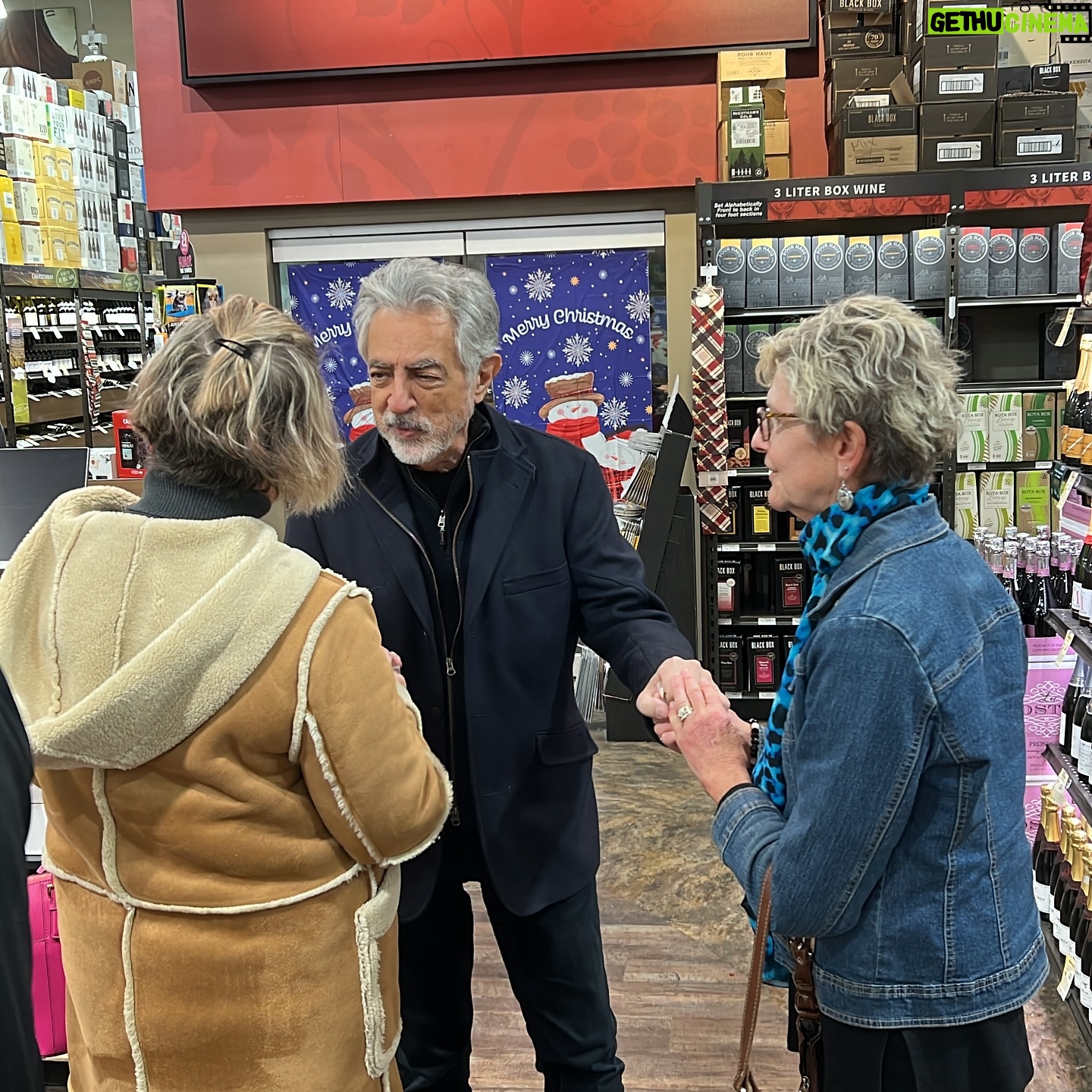 Joe Mantegna - 8.6K Likes - Almost sold out here on the uptown Road location. Heading to Coors bypass Road soon. @totalwine @senorriotequila #alburquerque