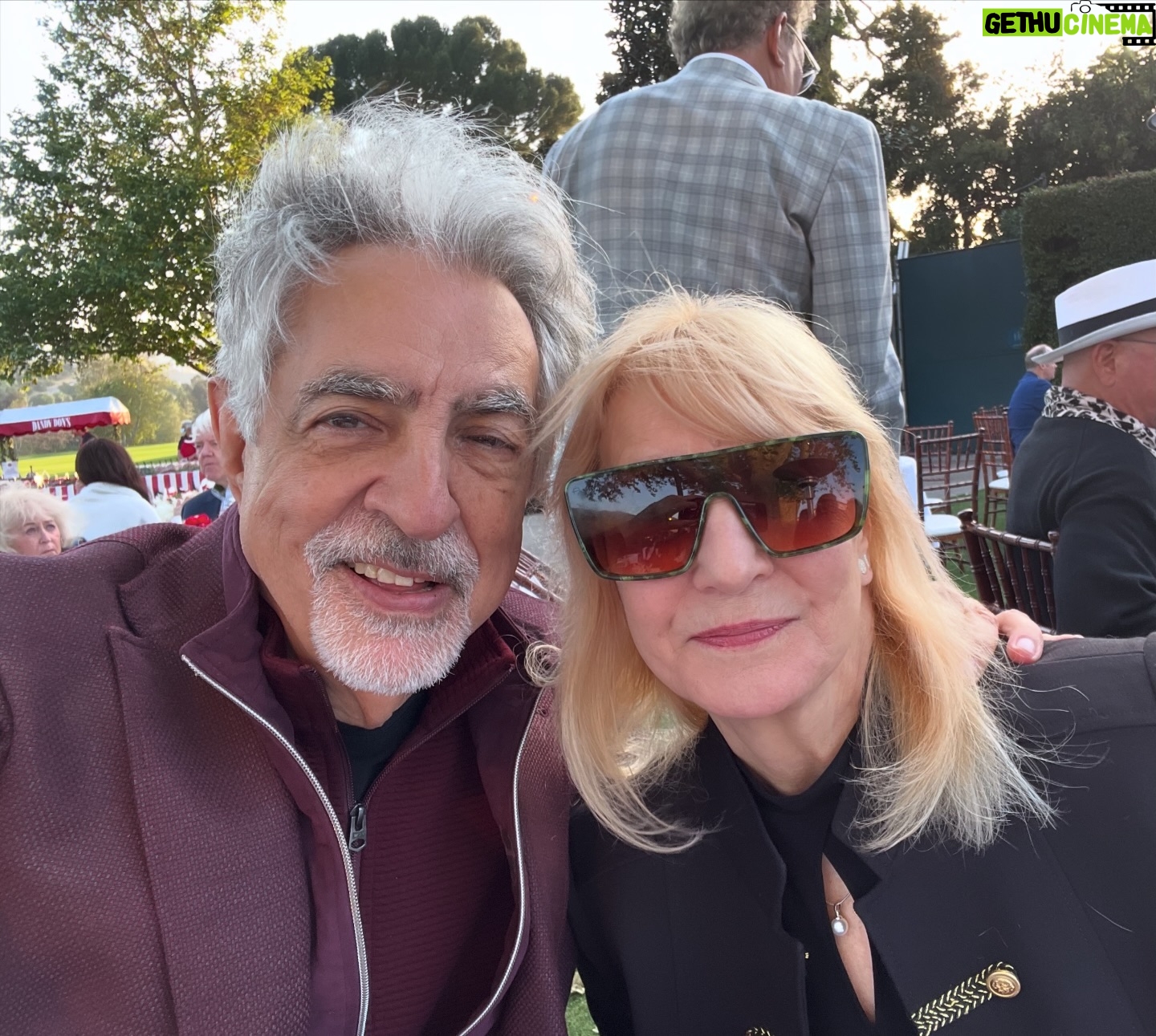 Joe Mantegna - 16.3K Likes - Date night 👩🏼🤝👨🏻