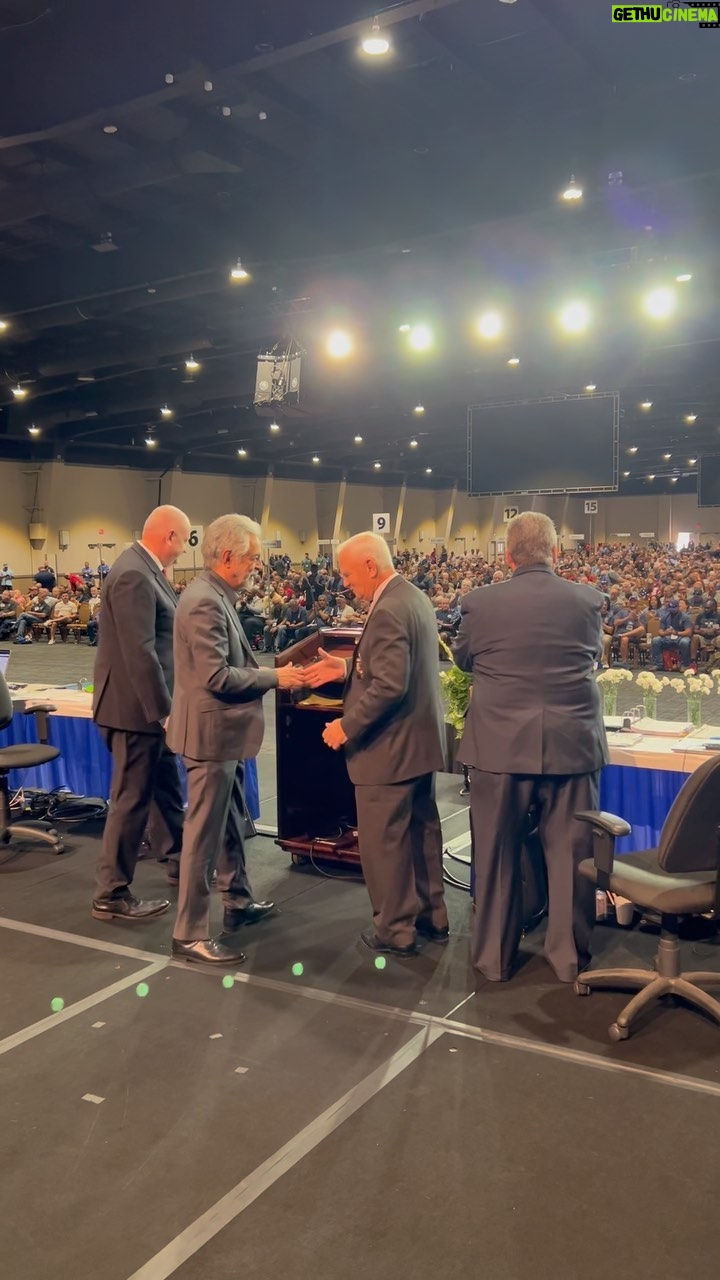 Joe Mantegna - 7.2K Likes - Humbly accepted an award from the fraternal order of police. What an honor. #police #peaceofficer #faternalorderofpolice