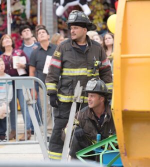 Joe Miñoso Instagram - Somebody’s about to do some stupid! #ChicagoFire