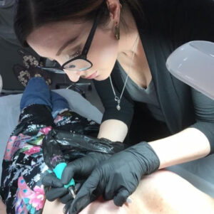 Joe Miñoso Instagram - I couldn’t possibly be any prouder or more excited to post about the tremendous journey my gorgeous wife has embarked on.  @areolarestorativetattoo provides nipple tattoos of the absolute highest quality to breast cancer warriors.  It paints a pathway for survivors to regain self confidence and reclaim their bodies.  This is an art form.  One that changes lives.  My beautiful wife Murphy has chosen this career path for the next chapter in her journey.  If you know her you know exactly how perfectly suited an artist she is for this beautiful, sensitive, & compassionate work.  I can’t wait to watch you blossom my love.  Follow her journey with me @murphyminoso #breastcancerwarrior #breastcancerawareness #breastcancersurvivors #areolarestorativetattoo #nipplesonfleek @davidallen