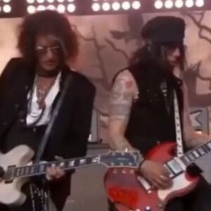 Joe Perry Instagram - ‘Heroes’ sitting at number 1 on the @itunes US and UK rock chart!!

June 19th 2019 -  #HollywoodVampires on @jimmykimmellive 

‪#alicecooper #johnnydepp #joeperry #tommyhenriksen #glensobel #chriswyse #buckjohnso‬n #jimmykimmellive