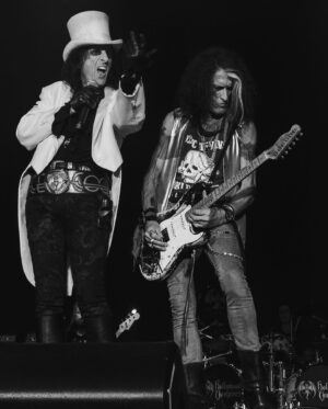 Joe Perry Instagram - Happy Birthday @alicecooper 

Photos by: Aaron Perry

‪#alicecooper #johnnydepp #joeperry #tommyhenriksen #glensobel #chriswyse #buckjohnson #HollywoodVampires‬