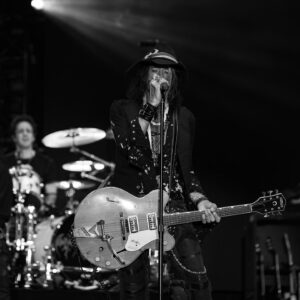 Joe Perry Instagram - Last night #HollywoodVampires show Istanbul, Turkey 🇹🇷 Sofia, Bulgaria 🇧🇬 6/12/23

📷: @theaaronperry 

‪#alicecooper #johnnydepp #joeperry #tommyhenriksen #glensobel #chriswyse #buckjohnson
