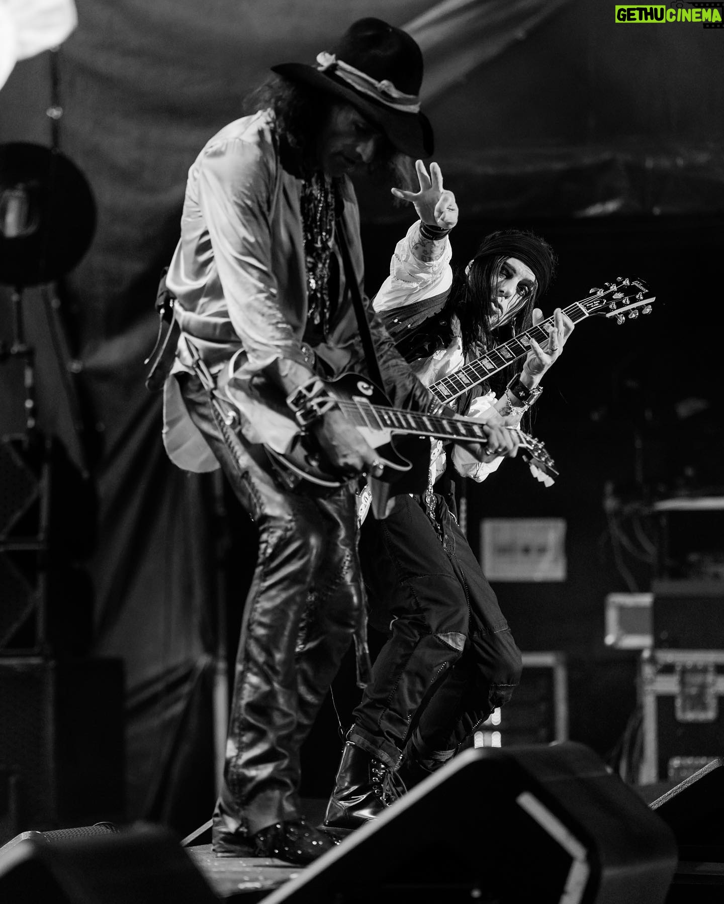 Joe Perry - 10.7K Likes - Tonight we rise at Summerstage Autostadt in Wolfsburg, Germany!
Photos by: @theaaronperry
#alicecooper #johnnydepp #joeperry #tommyhenriksen #glensobel #chriswyse #buckjohnson #HollywoodVampires