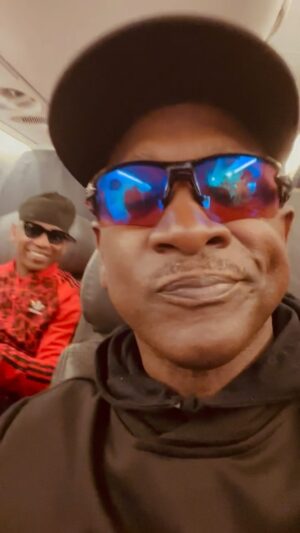 Joe Torry Instagram - “Wheels Up” to Denver for the “LAUGH THERAPY STAR STUDDED COMEDY SHOW”
JUNE 1st @infinityparkeventcenter sponsored by @stargirlzempower 🔥🔥💜💜🤣🤣@guytorry #onthegowithjoe #igreels #igcomedy #denver