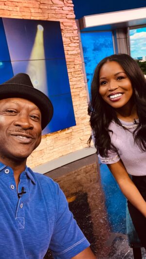 Joe Torry Instagram - In deez Memphis Streets Media Run for Chuckles Comedy House Mother’s Day Weekend May 10-12🌹💐🌹🥀 MEMPHIS Back by Popular Demand” “THE WTF COMEDY TOUR🎥🎤🔥😂💯😂🔥#joetorry #joetorrycomedyshow #chucklescomedyhouse #goodjokes #goodfood #gooddrinks #memphis #thingstodoinmemphis #defcomedyjam #poeticjustice #philly #chicago #stl #cali #texas #nyc #taurus #season #datenight Mike Evans Morning Show V101 @chucklescomedyhouse @darealjjackson @evvie_music @mikeevansandthemms @ajscatfish_memphis08