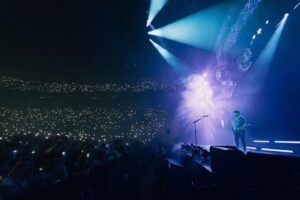 Joe Trohman Instagram - Pittsburgh really lit me up last night. 
Only a week left in this run and tix are getting low - don’t miss out. #l

📸 @elliottxingham