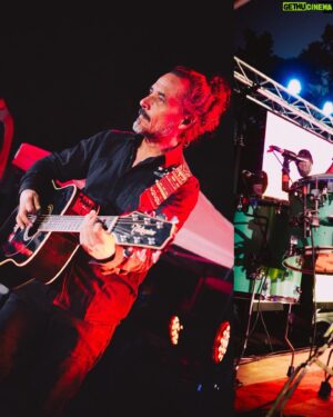Joe Vasconcellos Instagram - Que bonito estuvo el evento en el @jardinbotanicovdm . Muchas gracias por ir con sus hijxs y lindas familias 🙏🥰

Joe

📷 @benja.monrroy 

#joevasconcellos #musicachilena #concierto #envivo #aysbass