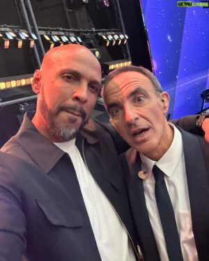 Joël Bouraïma Instagram - Mon dernier post pour cette saison de la @staracademytf1 

1- Dernier passage au château, je me devais de dire au revoir correctement.😂😂

2- Le crew STAR ACADEMY saison 2023/2024.
📸 @sipa.press 

3- Le seul artiste avec qui j’ai pris une photo, MC SOLAAR!! Mon 1er concert en octobre 1994 au zénith de paris, avec les sages poètes de la rue en 1ere partie- La boucle est bouclée.

4- Mon dernier cours de la saison en duo avec @benjelloun_malika Quel kiff!!!! 😂

5- Selfie en rentrant du dîner au château!! @luciebernardoni @benjelloun_malika @adelinetoniutti 

6- Selfie avec le BOSS @nikosaliagas lors de la finale.

MERCI à toutes les équipes qui ont fait de cette saison une aventure incroyable.
MERCI aux productions pour la confiance @endemolfr @dmls_tv 
MERCI aux producteurs @jeanlouistv et @mathieuvergne 
MERCI à cette équipe de professeurs hors du commun. Quelle équipe!!!! 💪🏾❤️💪🏾
MERCI aux 13 élèves qui ont fait le taff 🔥🔥
MERCI au public qui a toujours été bienveillant et qui fait aussi parti de cette aventure!!!