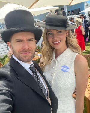 Joel Dommett Instagram - My first time wearing a top hat since a school play in 1998. Royal Ascot was FUN! It’s like Bridgeton without the sexy stuff