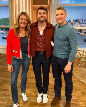 Joel Dommett Instagram - I bloody love @thismorning and @benshephardofficial and @catdeeley are so perfect on it 🥰