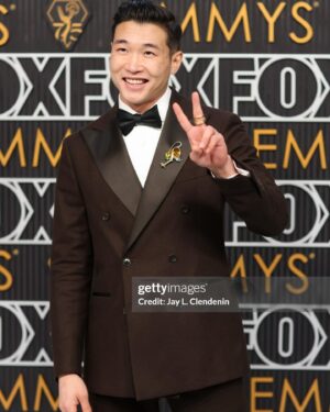 Joel Kim Booster Instagram - Lost, but not feeling like much of a loser this morning. I looked amazing, smooched the love of my life, and got to celebrate this thing that has completely changed my life over the last two years. Everyone should be so lucky. Awards are weird, but this was such a nice way to put this movie to bed. 

Styled by king @chrishoran20 
Face beat by @tracyraffelsonmakeup 
Suit by @toddsnyderny 
Shoes by @giuseppezanotti 
Rings by @davidyurman 
Brooch by Goodwill