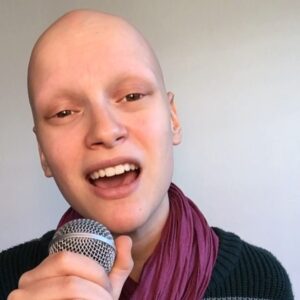 Joelle Instagram - Want to see me perform this on TikTok with a surprise? Find me on TikTok @joelle 😁

Song: Beautiful - @xtina
. . . 
#joelle #singer #songwriter #piano #beautiful #christinaaguilera #song #singing #alopecia #music #cover #instagram #coversong #covers #musician #christina #vocals #female #voice