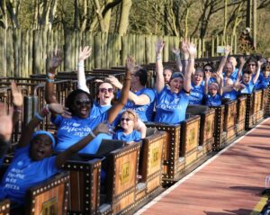 Joelle Instagram - So excited to be attending @alopeciauk Alton Towers trip again this year :) Last year we had over 300 people turn up to the event! 🎢 —

Whether you have alopecia yourself, know somebody who does or would like to show your support, spread awareness and have a blast, join me with @alopeciauk on Saturday 13th April 2019 for the ride of your life! 
Tickets are on sale on their website! —

I remember when I was a kid and would dread going to theme parks because I’d be so worried about my wig flying off or eyelashes coming off on roller coasters. This trip to Alton Towers is very special to many people as they are surrounded by loved ones. For many children it’s the first time they get to meet someone with alopecia and it’s so inspiring to see someone who has been covering up, feel confident enough to take their wig/hat/headscarf off and embrace who they truly are 😊
.
.
.
#alopeciauk #alopecia #altontowers #uk #themepark #alopeciaawareness #joelle #rollercoaster