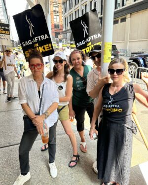Joely Fisher Instagram - Swipe through week one. Photo number one (midnight July 13,2023)There is no joy in calling for a strike. We negotiated, deliberated and agonized. The difference of what they(the AMPTP) had to offer and the fair and just contract we deserved and fairly bargained for was too immense to consider. The 160k people I feel responsible for…I pray(I’ve been doing that lately) will thank us for later(hopefully sooner) Until the time we are invited back to the table in earnest…not “uncivilized” not “unreasonable” not “greedy” …. WE STRIKE!!!
#sagaftrastrong #sagaftrastrike #madamesecretary #uncivilized #union #solidarity #holdtheline #netflixnochill #strike #actor #strikeapose #normarae
