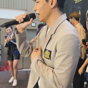 Joey Law Instagram - 進入結局周喇🥹
第一次獻唱 #再見枕邊人