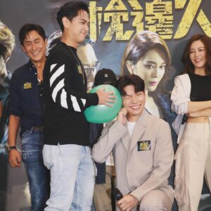 Joey Law Instagram - 進入結局周喇🥹
第一次獻唱 #再見枕邊人