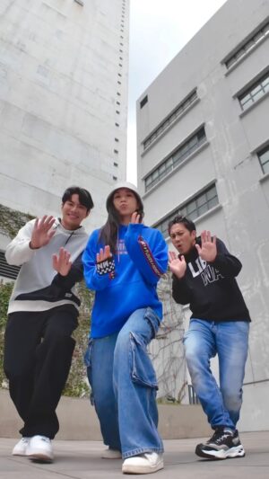 Joey Law Instagram - 呢個組合
長勝 x 晴天x 天狗哥
話一齊跳舞拍片講咗成年🤭
大家夠膽跳完tag番我地啦！等您！
Tag us if u can 😎😎😎
Music : J.Dash - WOP 
#dancechallenge 
#再見枕邊人