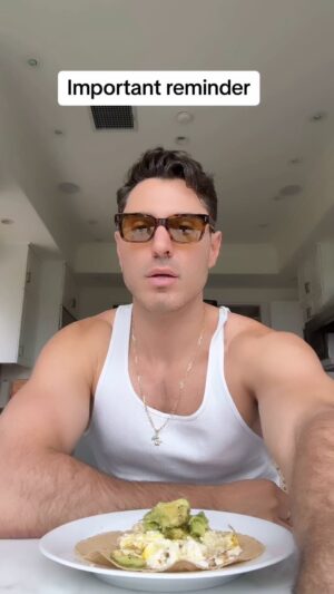 Joey Zauzig Instagram - I might or might not be giving myself the same advice in the mirror. Don’t hinder your feelings let youself feel all the emotions and feelings but keep in mind life just gets better and better because you know it will 
-
-
-
-
-

-
#uplifting #inspiration #datingadvice