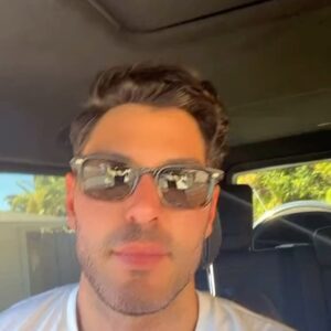 Joey Zauzig Instagram - Run this one back… be in the era of loving you. 
-
-
-
-
-
-
#uplifting #inspiration #datingadvice