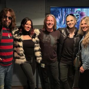 John 5 Instagram - some friends surprised me at the show last night in New York @slaywhore Kerry King @acefrehleyofficial @donjamiesonofficial