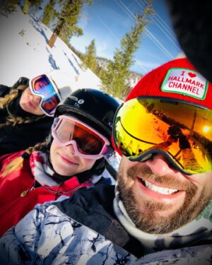 John Brotherton Instagram - Merry Christmas to you and yours!! We wish you buckets of love and blessings ❤️🤙