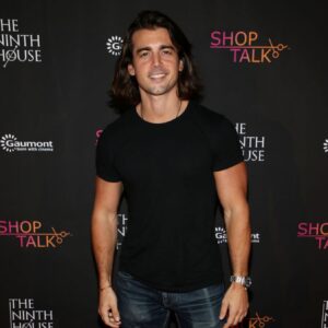 John DeLuca Instagram - Last night at the screening for our Hallmark Christmas movie, “A Merry Christmas Match”. Tune in Friday Oct 25th to get your holiday season started nice and early!🎄
.
.
💇🏻‍♂️: @josephmhair