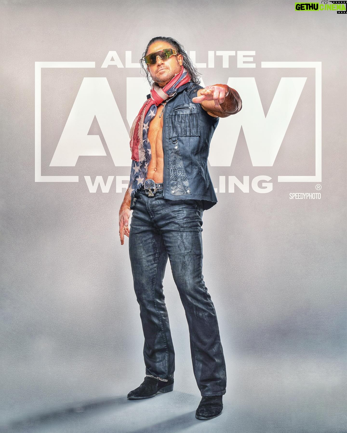 Most liked Instagram photo of John Hennigan